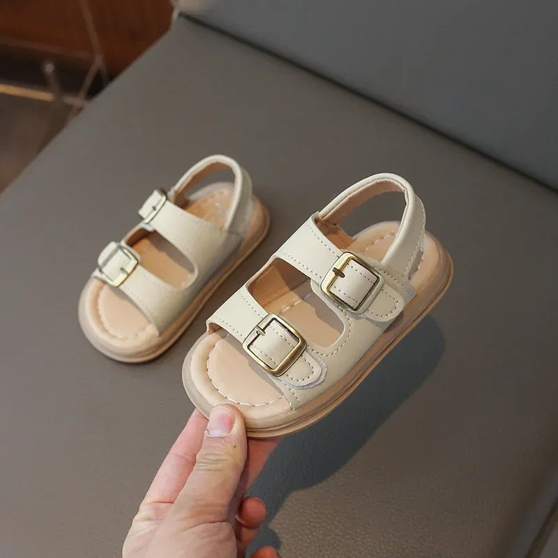 Bordé Sandals - Where every step means security